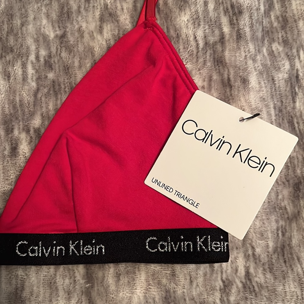 Calvin Klein Unlined Triangle Bra - Picture 2 of 6